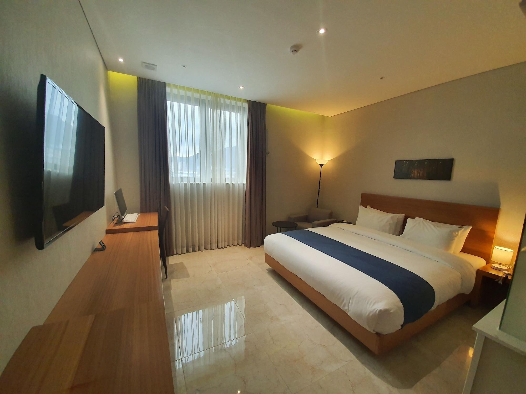 Benikea Hotel Yangsan Exterior foto