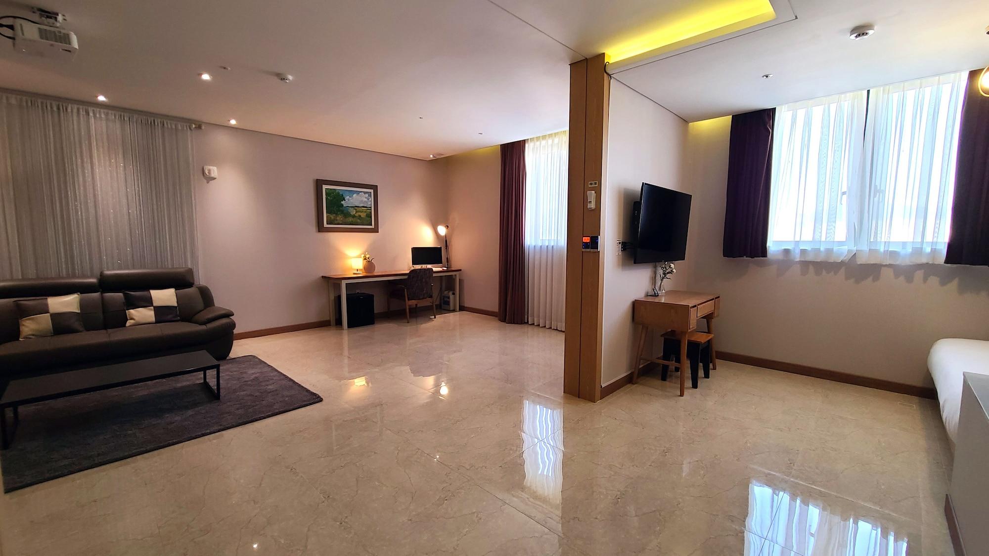 Benikea Hotel Yangsan Exterior foto