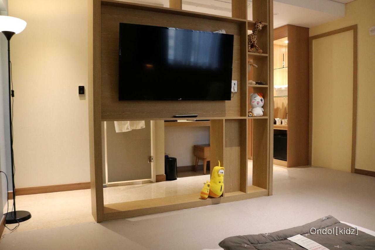 Benikea Hotel Yangsan Exterior foto