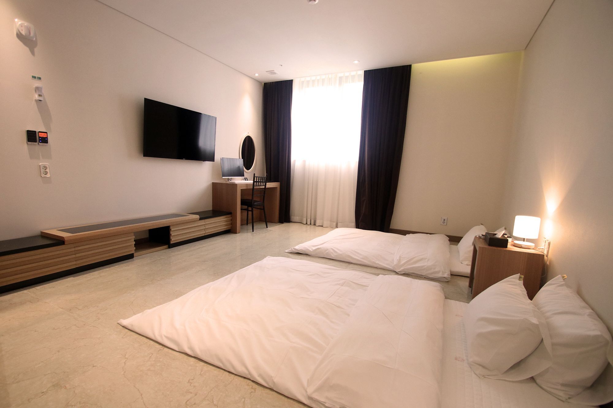 Benikea Hotel Yangsan Exterior foto