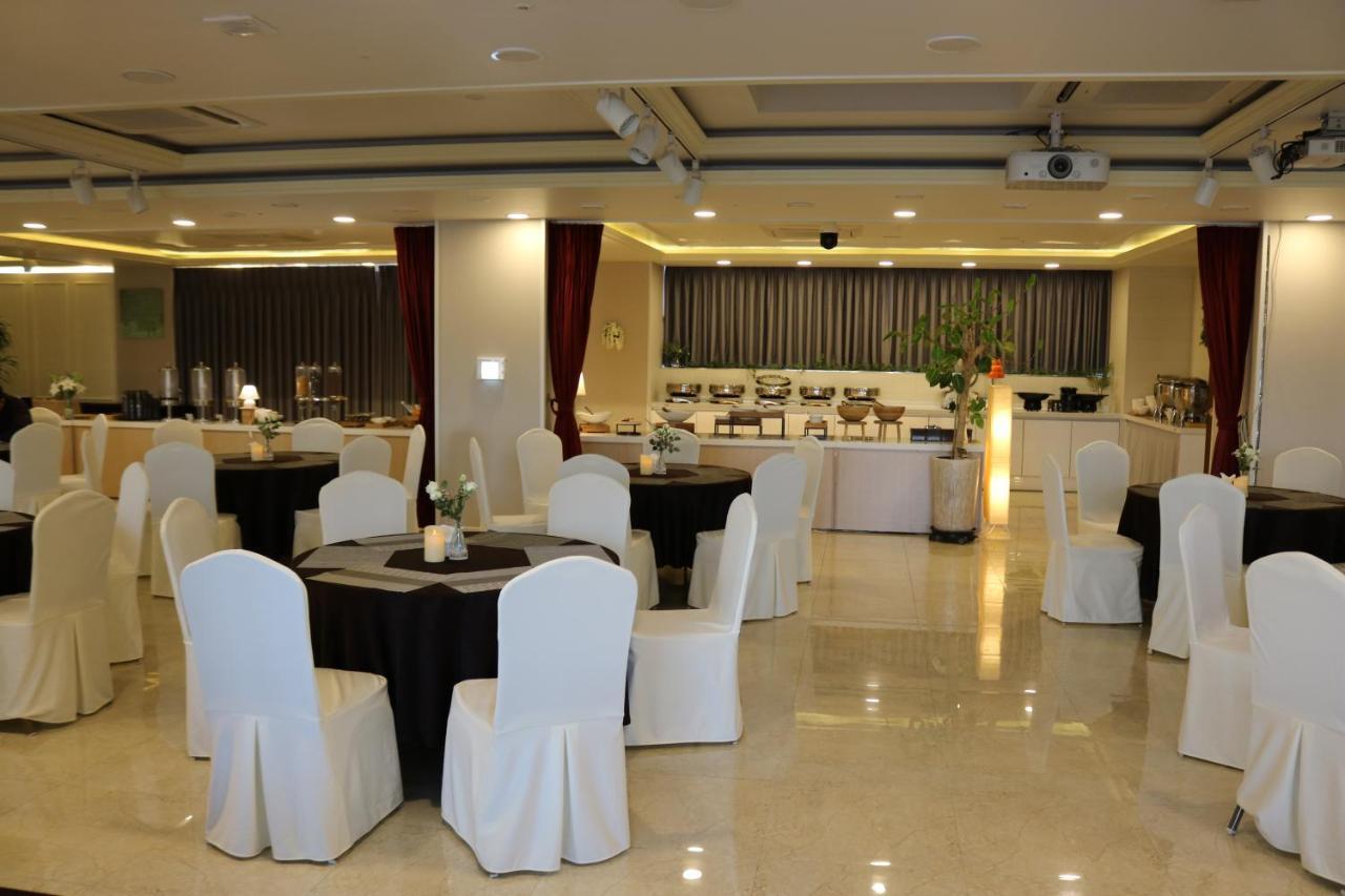 Benikea Hotel Yangsan Exterior foto